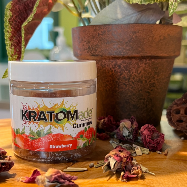 KRATOMade Gummies Strawberry